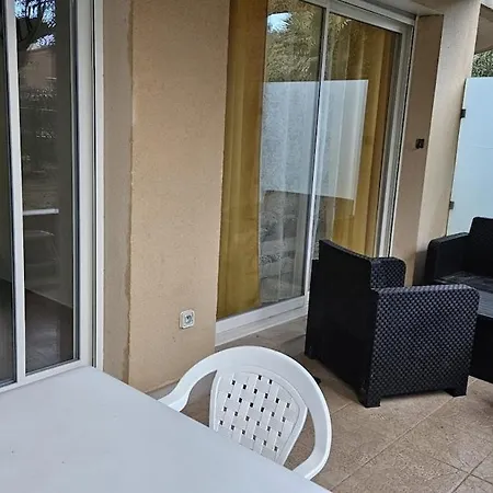T2 Terrasse Et Jardin * 卡尔维